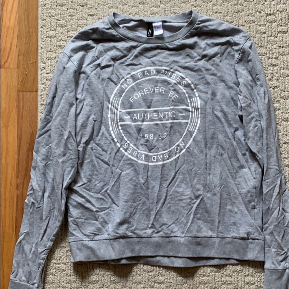 Long sleeve shirt